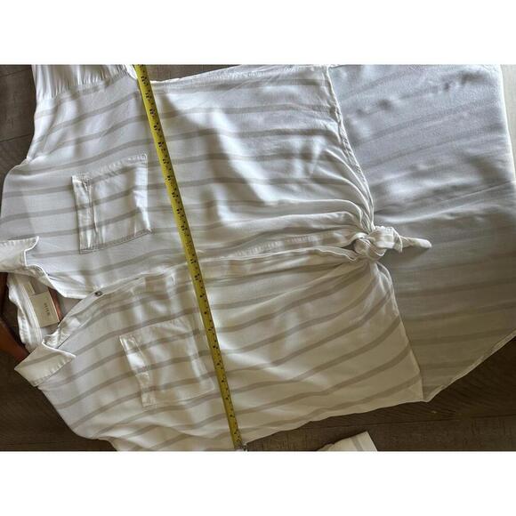 Maeve Anthropologie Sandbridge Striped Tie Front Button Down Tunic Blouse Medium - Picture 9 of 13